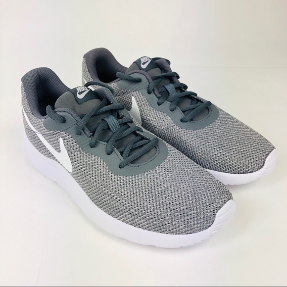 nike wmns tanjun se nike wmns tanjun se